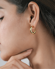 Crescent Earrings-Zukiie Jewels