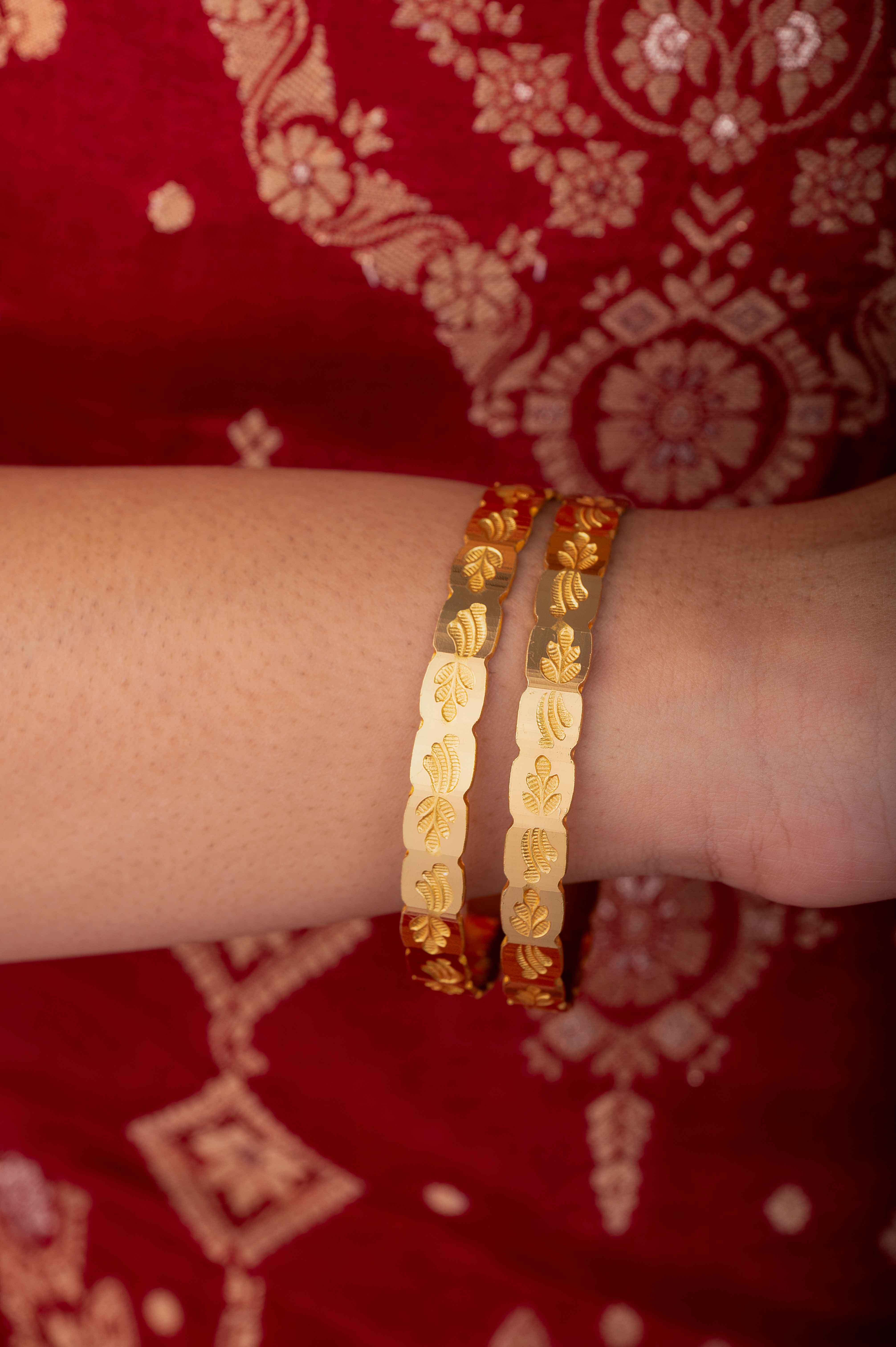 Pushpavalli Bangles-Zukiie Jewels