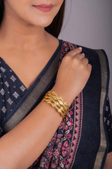 Royal Wave Bangles-Zukiie Jewels