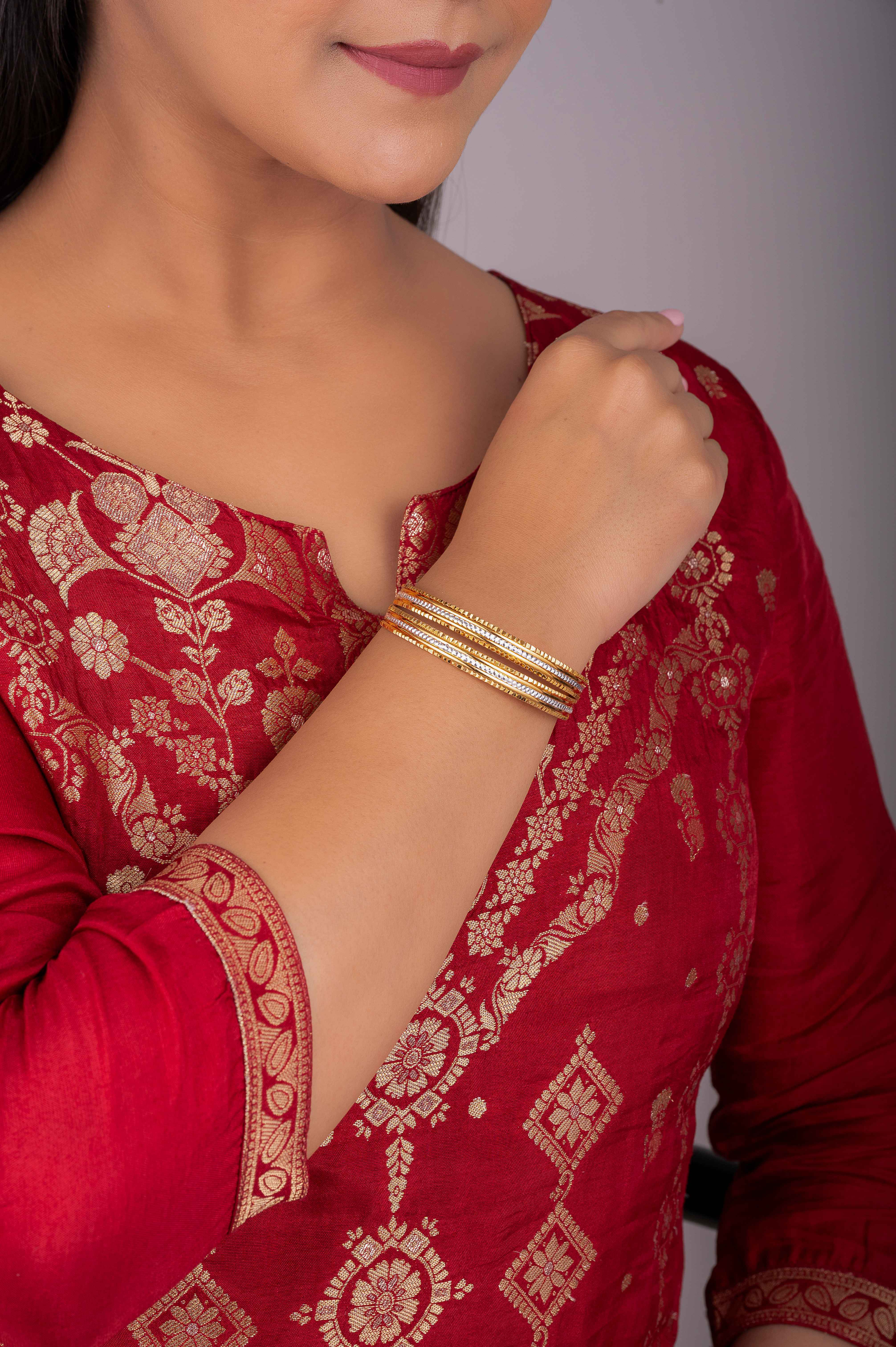 Saanvi Bangles-Zukiie Jewels