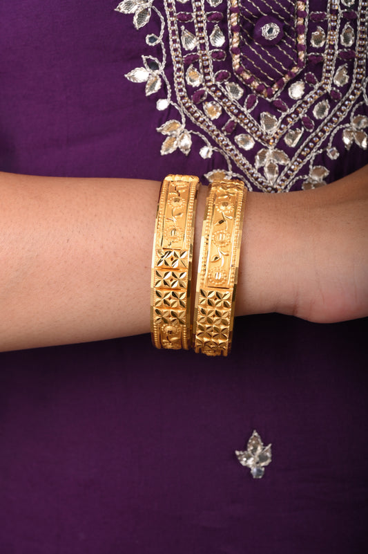 Shreya Bangles by Zukiie Jewels