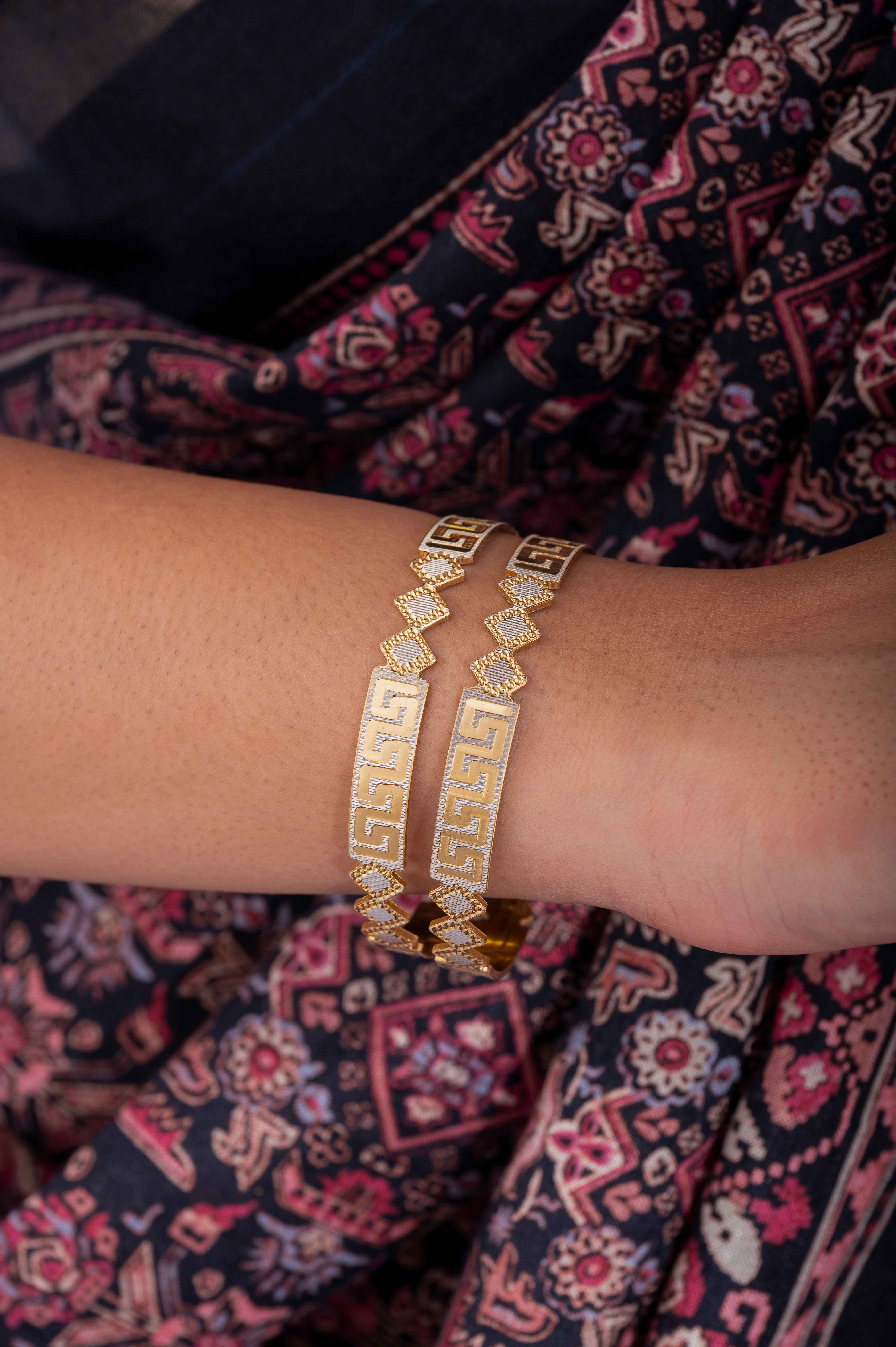 Vriti Bangles-Zukiie Jewels