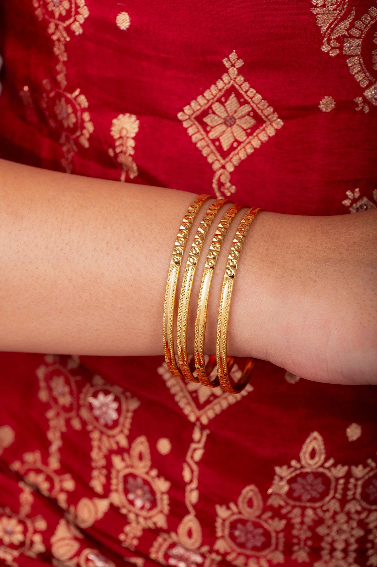 Khushbu Bangles-Zukiie Jewels 
