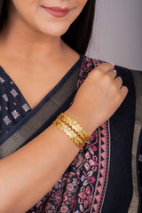 Leaf shine Bangles-Zukiie Jewels