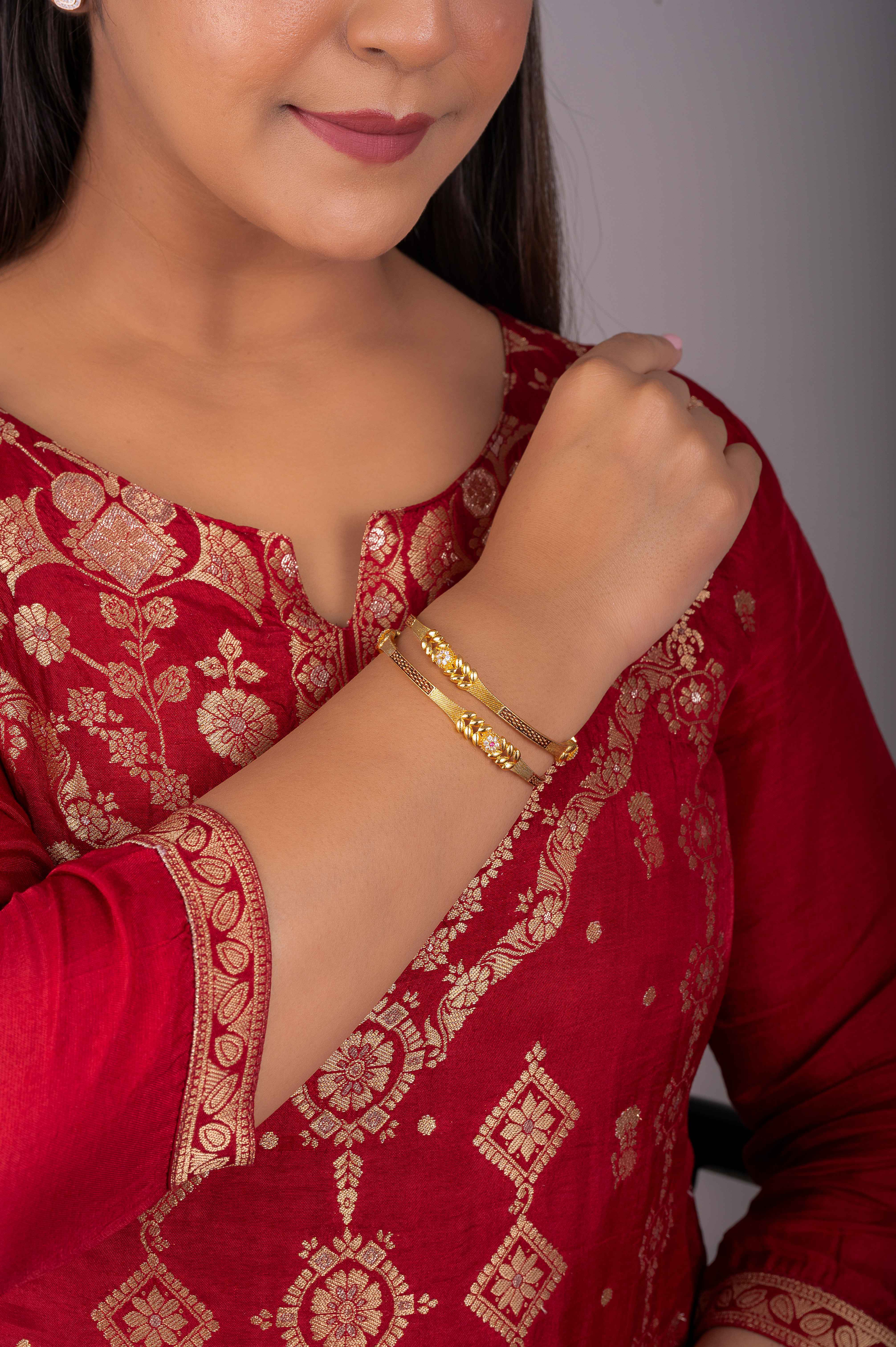 Lyra shine Bangles-Zukiie Jewels